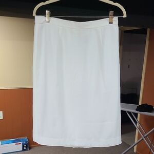 Elegant White Women's Skirt